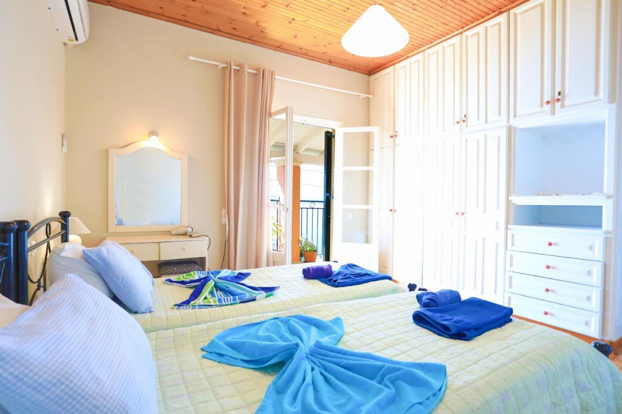 Seaview Calypso Villa Nisaki  ภายนอก รูปภาพ