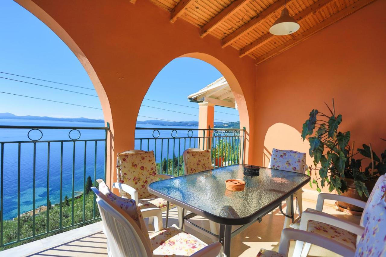 Seaview Calypso Villa Nisaki  ภายนอก รูปภาพ