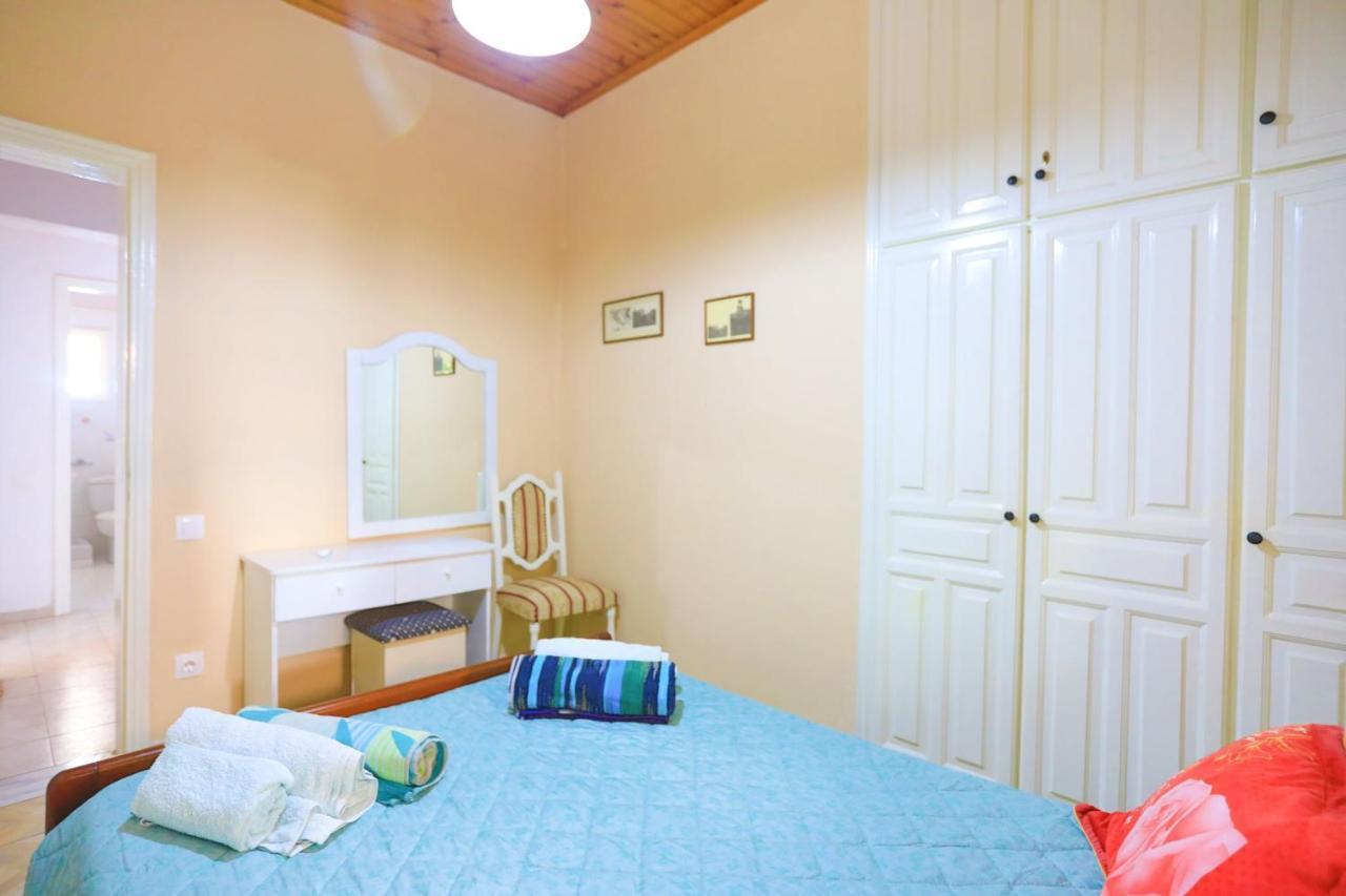 Seaview Calypso Villa Nisaki  ภายนอก รูปภาพ