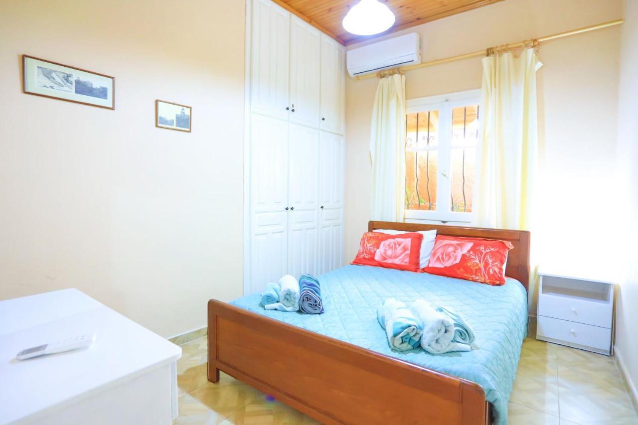 Seaview Calypso Villa Nisaki  ภายนอก รูปภาพ