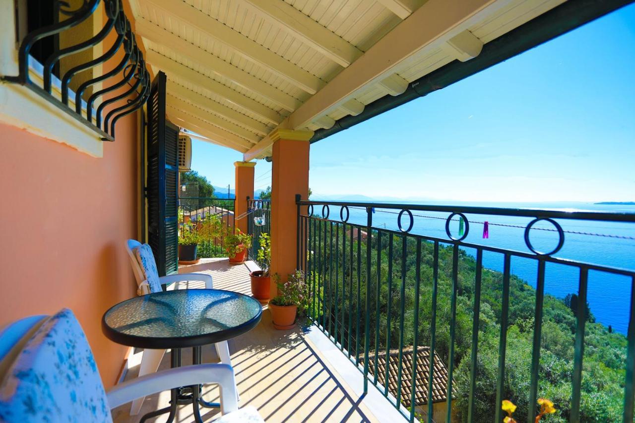 Seaview Calypso Villa Nisaki  ภายนอก รูปภาพ