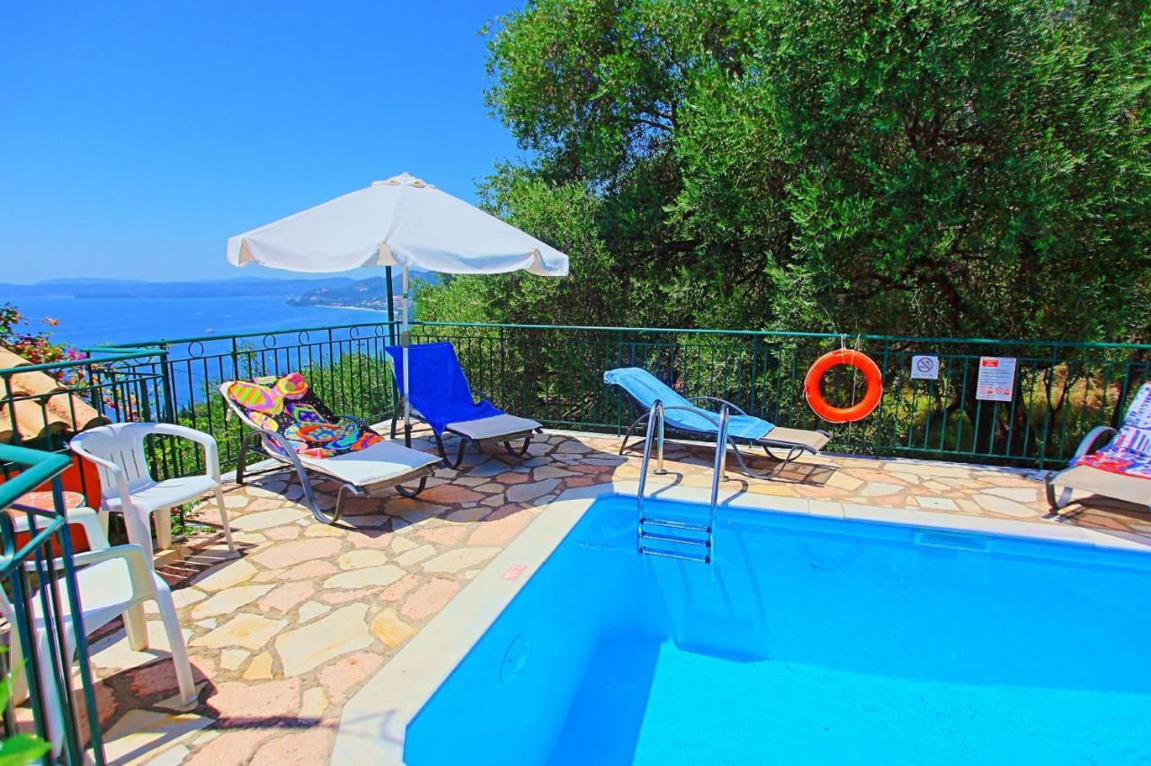 Seaview Calypso Villa Nisaki  ภายนอก รูปภาพ